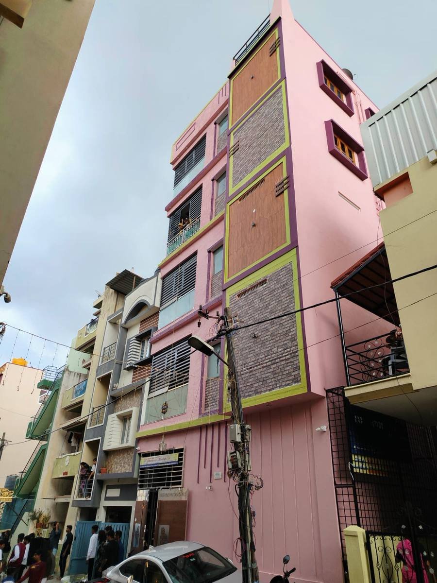 Multi-storey residential building